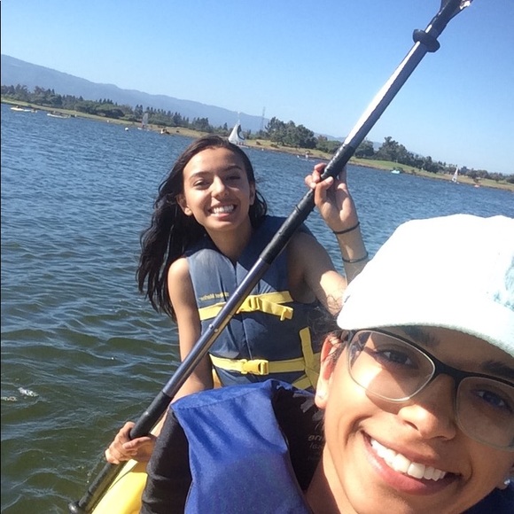 Meet your Posher, Rose - Picture 1 of 1